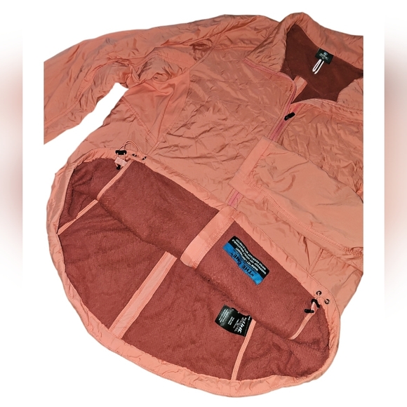 Kuhl XL The One Jacket in Plumera Lightweight Insulated Jacket - Picture 8 of 13